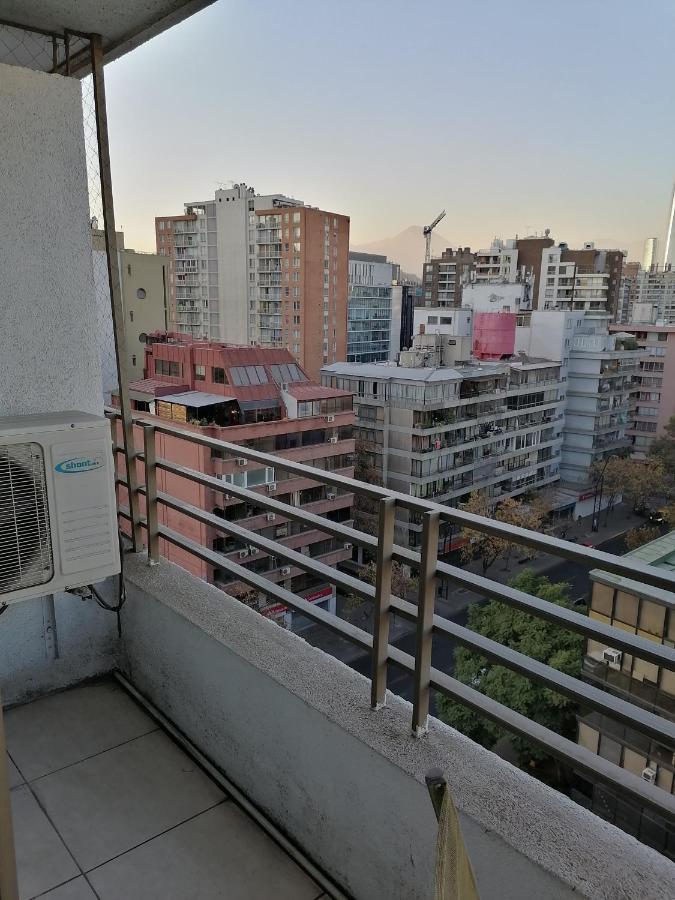 M-Montt Providencia Apartamentos Amoblados Santiago Kültér fotó