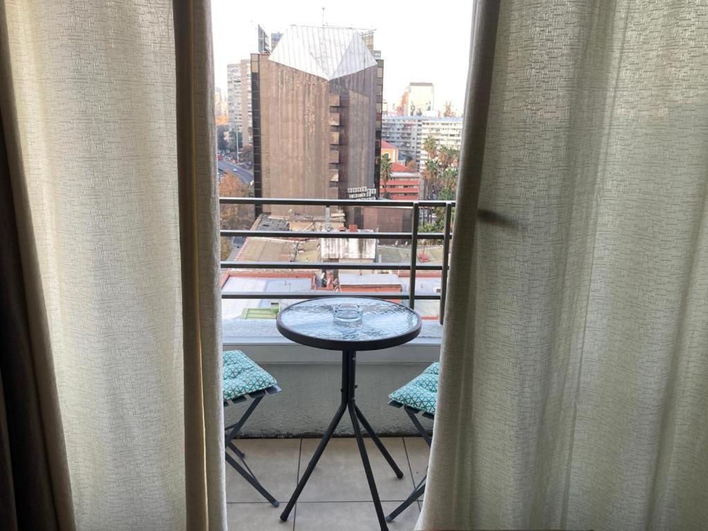 M-Montt Providencia Apartamentos Amoblados Santiago Kültér fotó