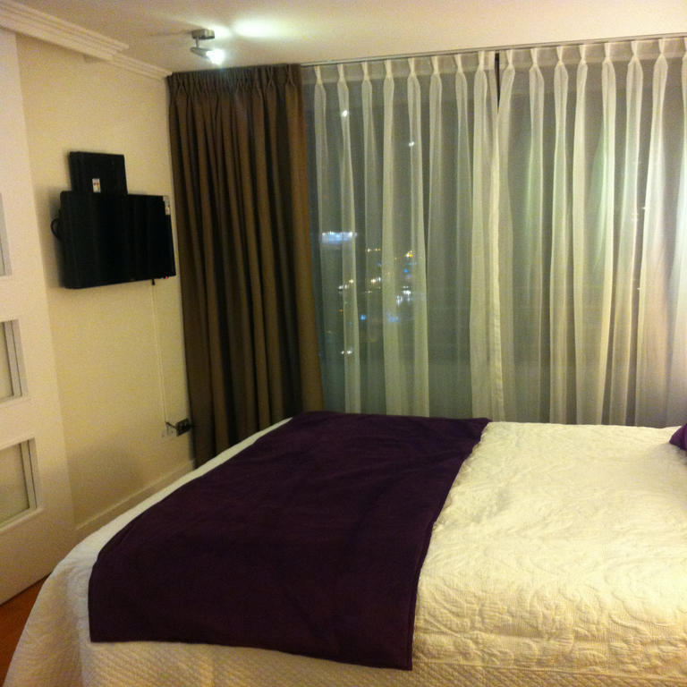 M-Montt Providencia Apartamentos Amoblados Santiago Szoba fotó